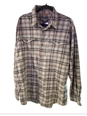 Ariat Men's Tan and Brown Plaid Long-Sleeve Button-Down Shirt flannel Large